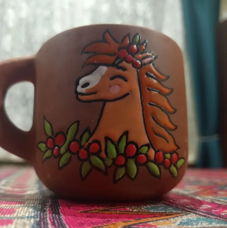 Керамические чайно-кофейные кружки